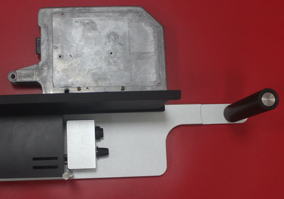 Alimentatore di superficie originale dell'etichetta della macchina del supporto di Hitachi